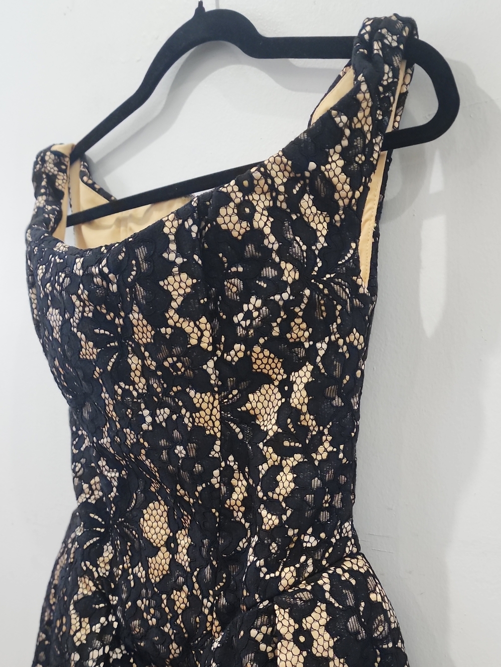 House Of CB Charming Dress - Picture 6 of 14
